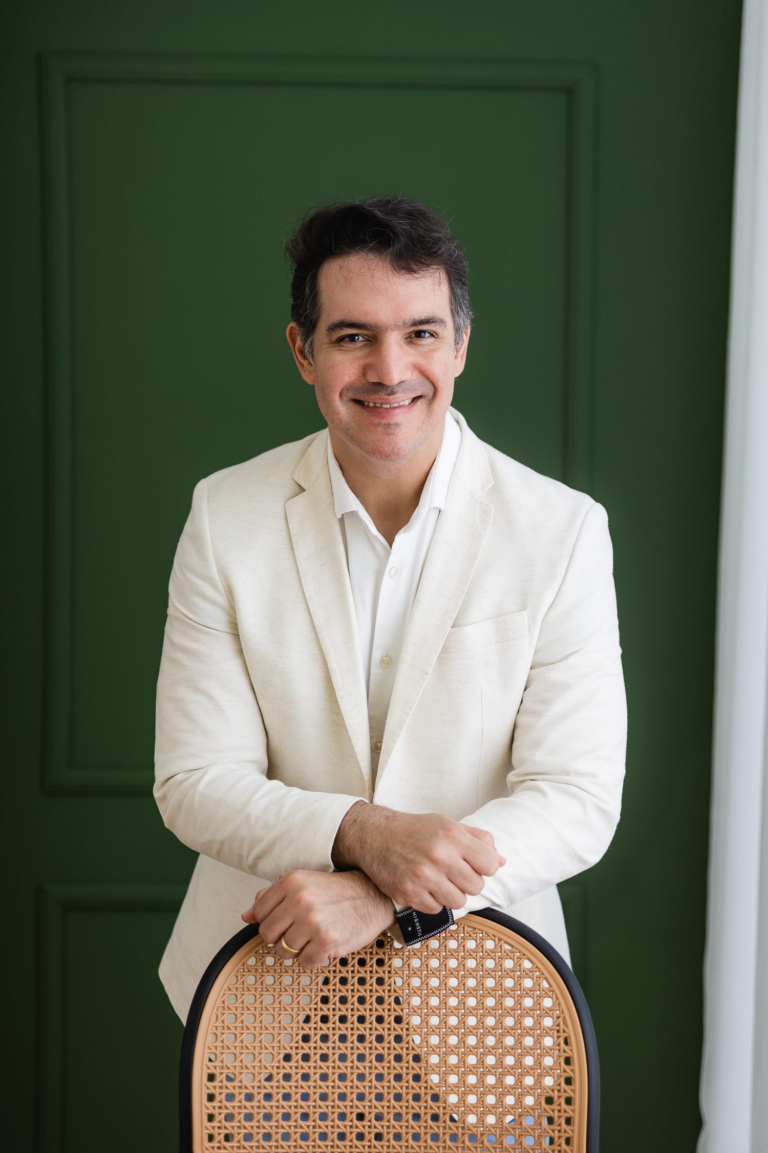 Dr. André Peixoto, ortopedista e reumatologista